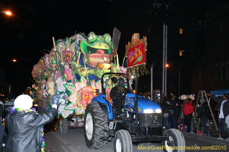 Krewe-of-Orpheus-2010-New-Orleans-Mardi-Gras-10291