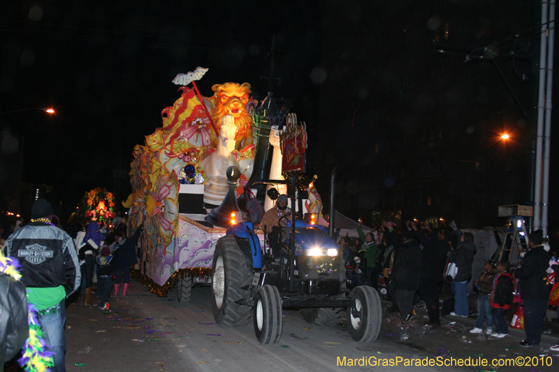 Krewe-of-Orpheus-2010-New-Orleans-Mardi-Gras-10300