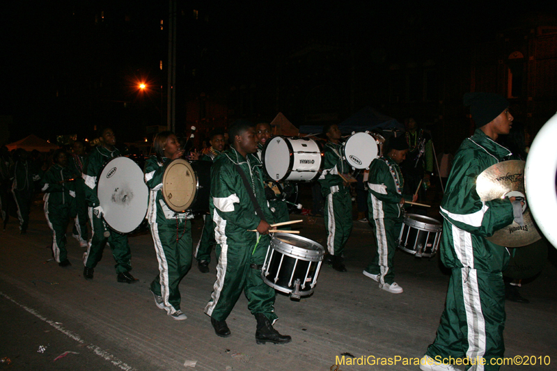 Krewe-of-Orpheus-2010-New-Orleans-Mardi-Gras-10312