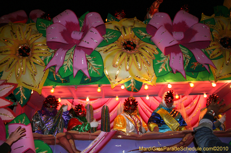 Krewe-of-Orpheus-2010-New-Orleans-Mardi-Gras-10319