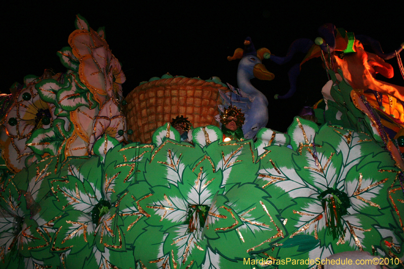 Krewe-of-Orpheus-2010-New-Orleans-Mardi-Gras-10350