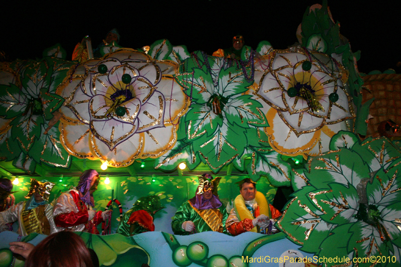 Krewe-of-Orpheus-2010-New-Orleans-Mardi-Gras-10351