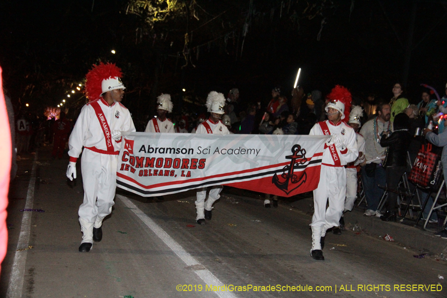 Krewe-of-Orpheus-2019-009842