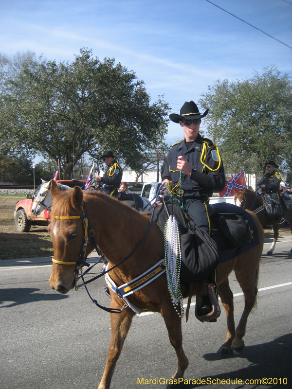 Krewe-of-Perseus-2010-Slidell-Mardi-Gras-087