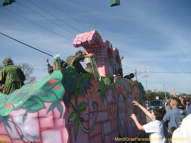 Krewe-of-Perseus-2010-Slidell-Mardi-Gras-122