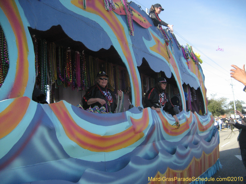 Krewe-of-Perseus-2010-Slidell-Mardi-Gras-173