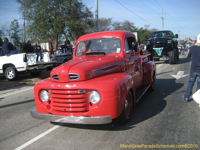 Krewe-of-Perseus-2010-Slidell-Mardi-Gras-183