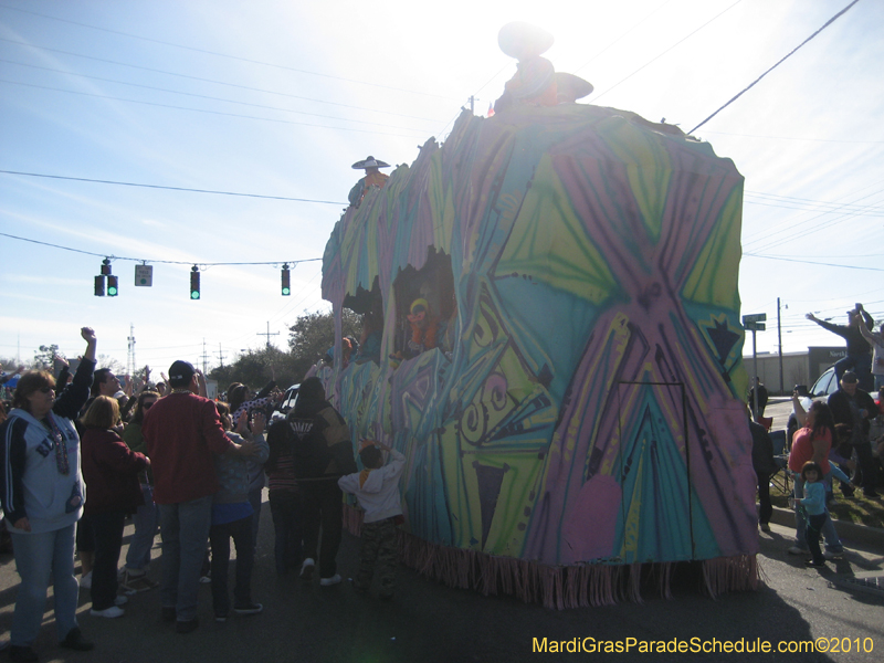 Krewe-of-Perseus-2010-Slidell-Mardi-Gras-195