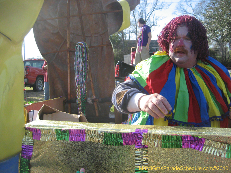 Krewe-of-Perseus-2010-Slidell-Mardi-Gras-218