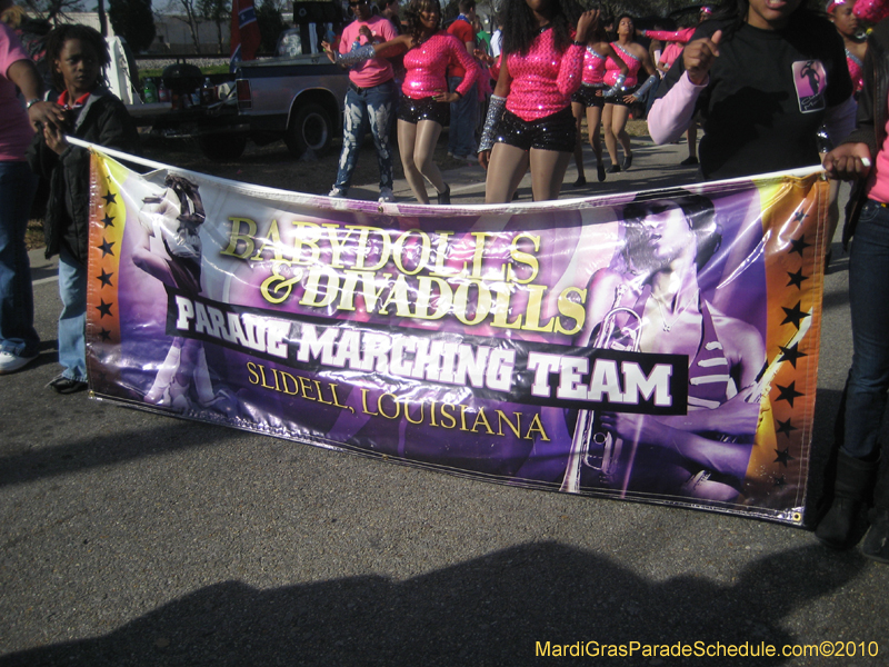 Krewe-of-Perseus-2010-Slidell-Mardi-Gras-222