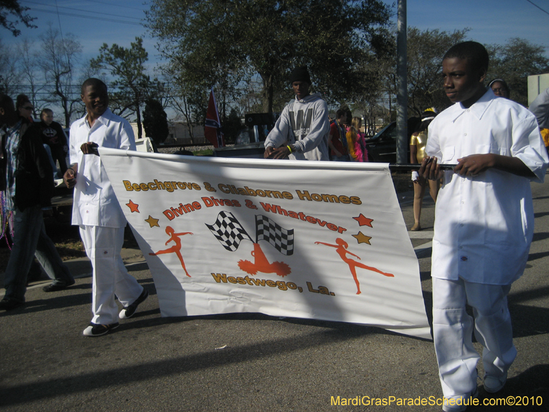 Krewe-of-Perseus-2010-Slidell-Mardi-Gras-263