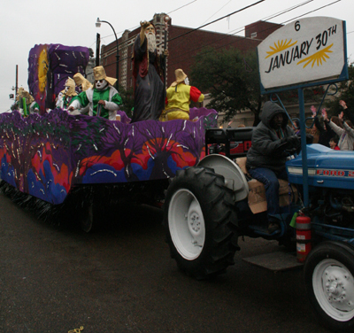 Krewe-of-Pontchartrain-Mardi-Gras-2008-New-Orleans-5364