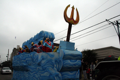 Krewe-of-Pontchartrain-Mardi-Gras-2008-New-Orleans-5398