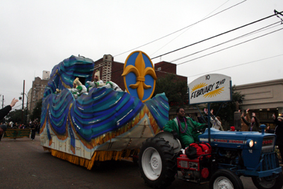 Krewe-of-Pontchartrain-Mardi-Gras-2008-New-Orleans-5421