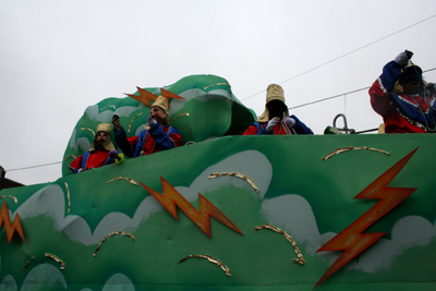 Krewe-of-Pontchartrain-Mardi-Gras-2008-New-Orleans-5446