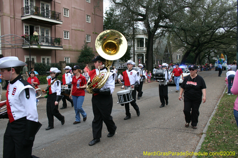 2009-Krewe-of-Pontchartrain-New-Orleans-Mardi-Gras-0547