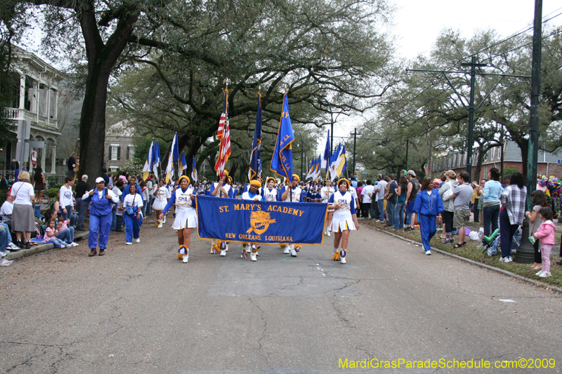 2009-Krewe-of-Pontchartrain-New-Orleans-Mardi-Gras-0563