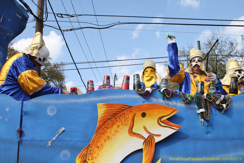 Krewe-of-Pontchartrain-2011-0100