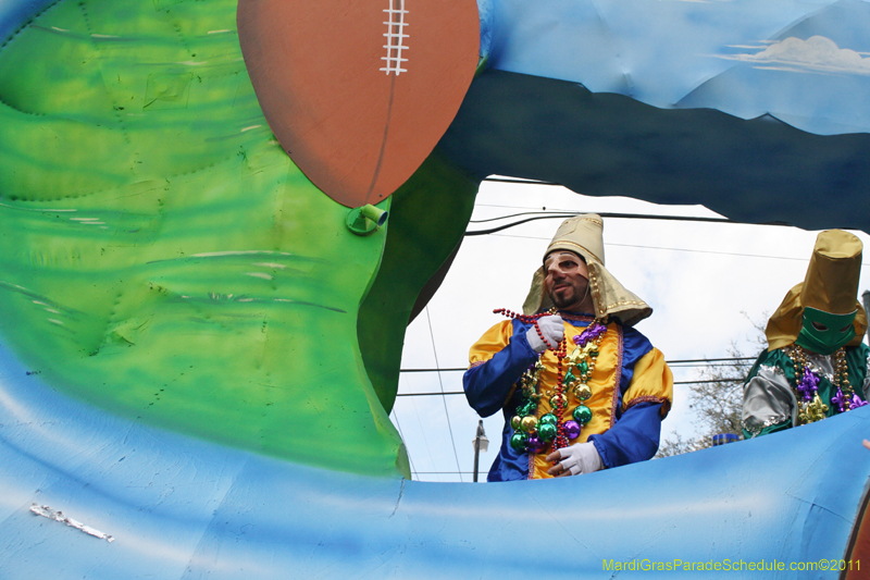 Krewe-of-Pontchartrain-2011-0171