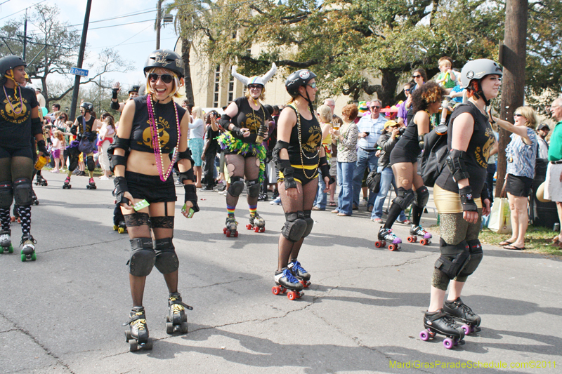 Krewe-of-Pontchartrain-2011-0231