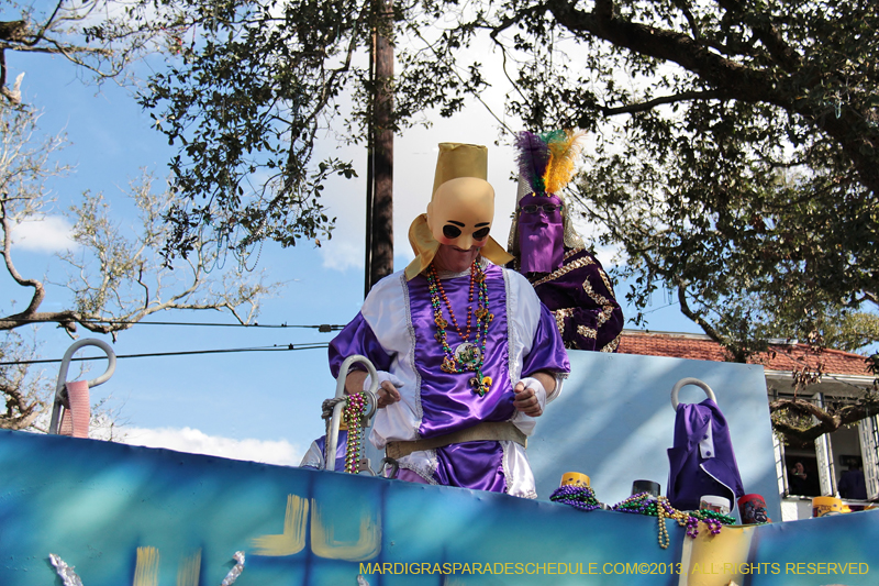 Krewe-of-Pontchartrain-2013-1110