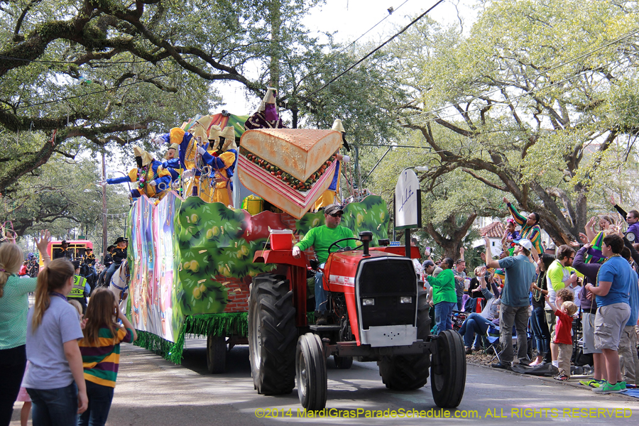 2014-Krewe-of-Pontchartrain11129