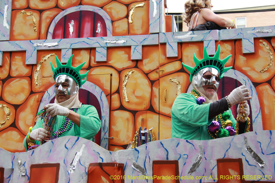 2016-Krewe-of-Pontchartrain-001785