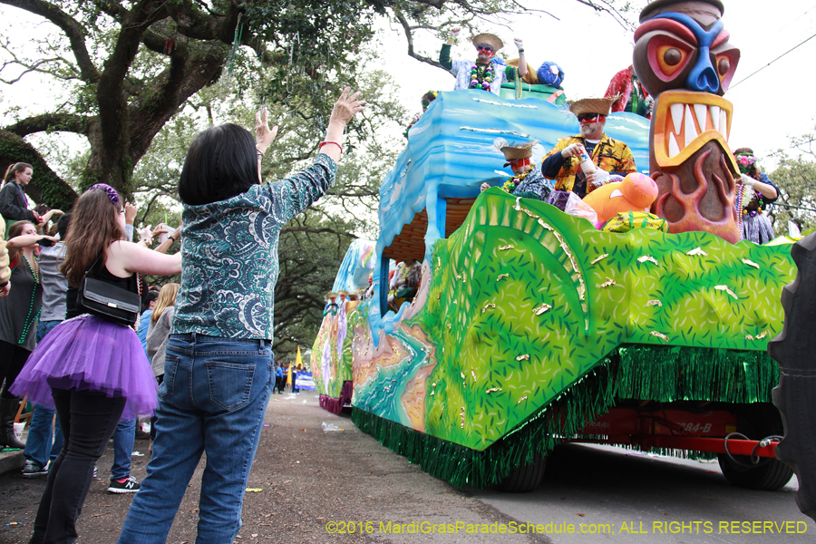 2016-Krewe-of-Pontchartrain-001804