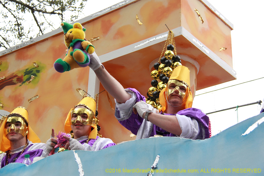 2016-Krewe-of-Pontchartrain-001854
