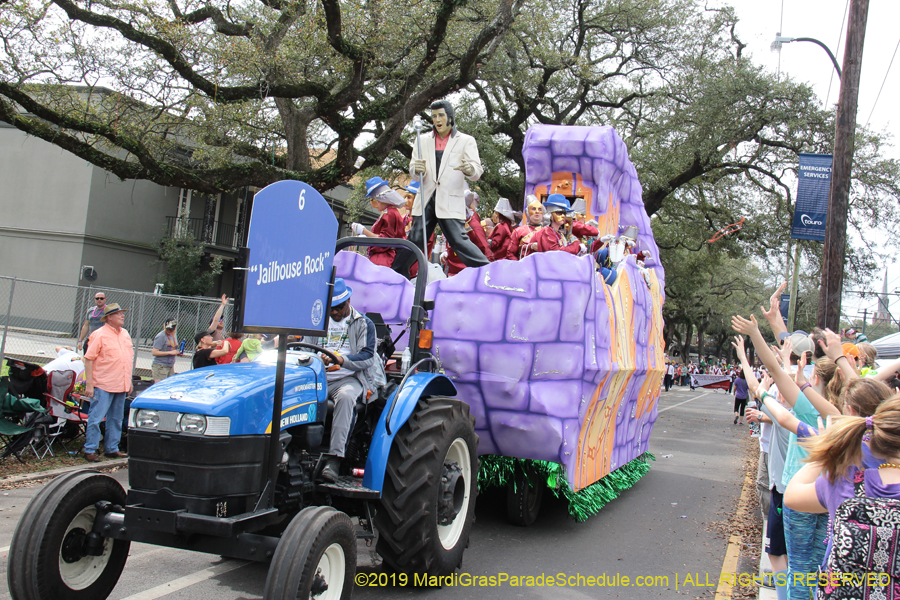 Krewe-of-Pontchartrain-2019-001890