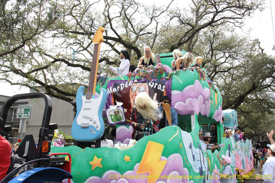 Krewe-of-Pontchartrain-2019-001938