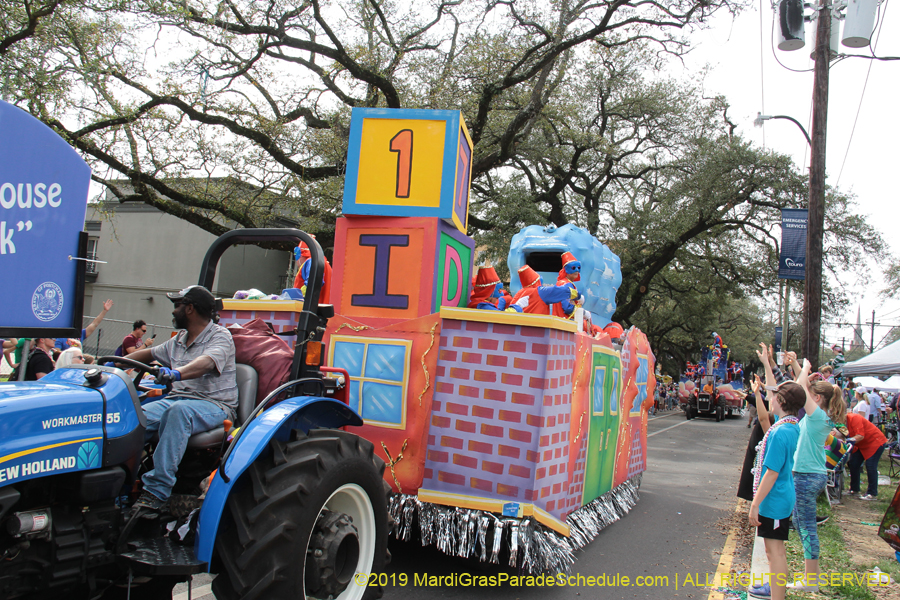 Krewe-of-Pontchartrain-2019-001983