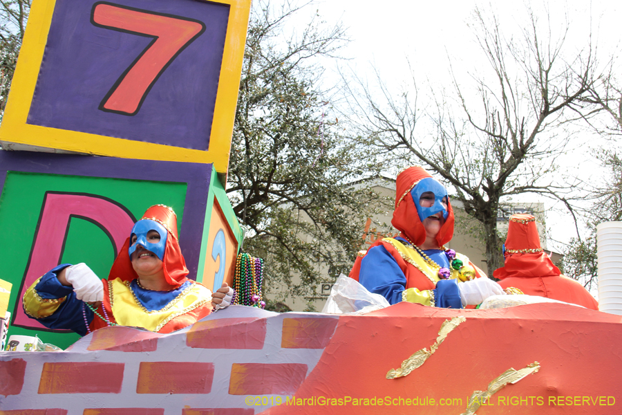 Krewe-of-Pontchartrain-2019-001984