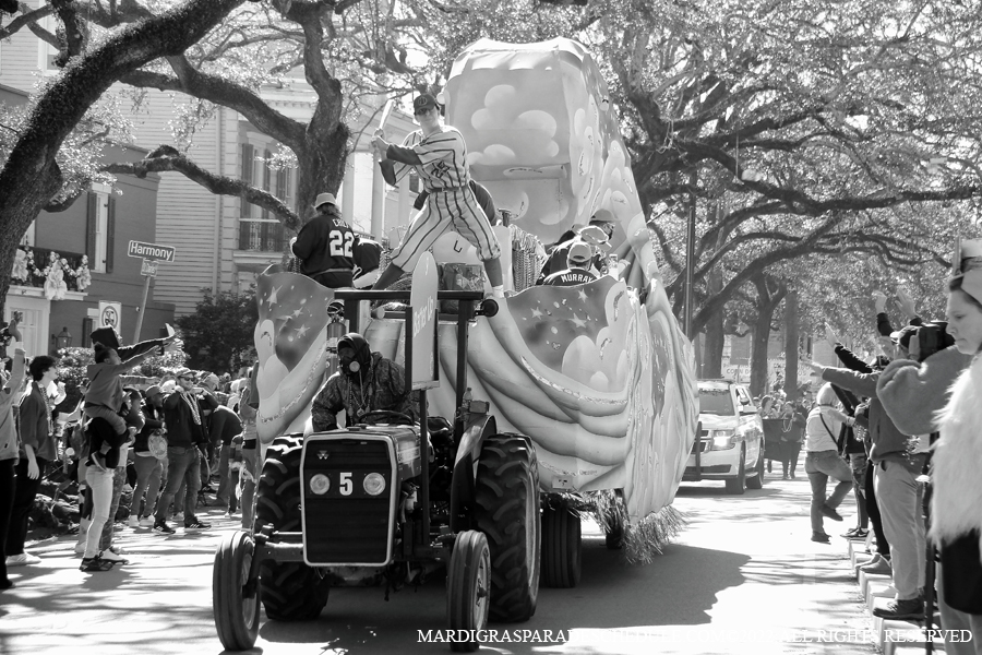 Krewe-of-Pontchartrain00103-2022