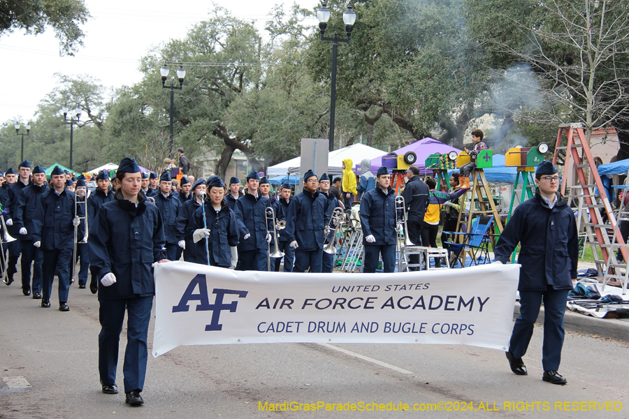 2024-Krewe-of-Pontchartrain-10741