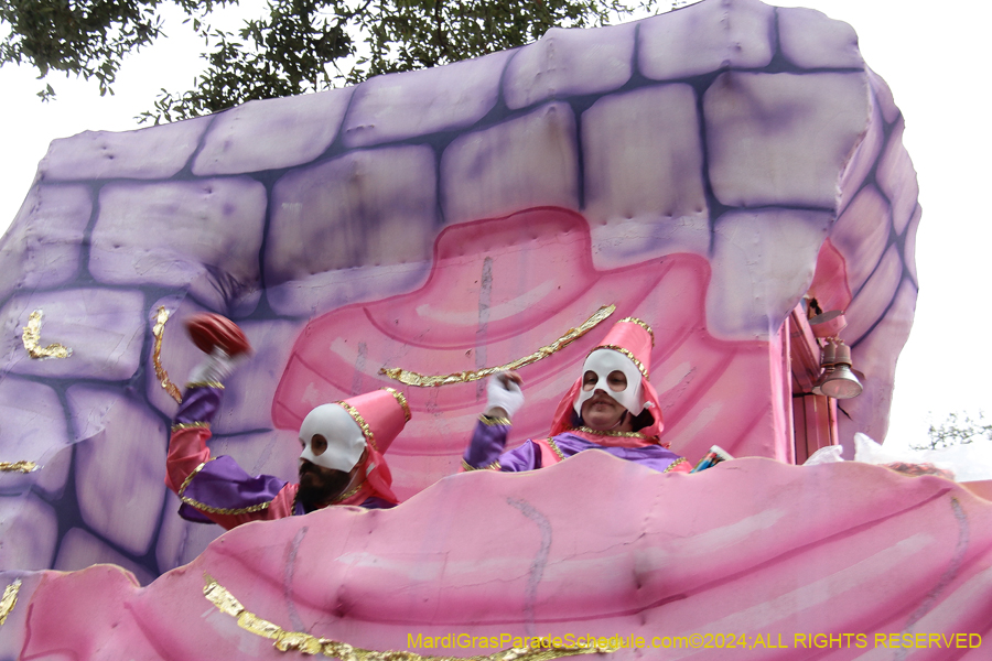 2024-Krewe-of-Pontchartrain-10839