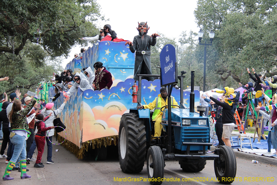 2024-Krewe-of-Pontchartrain-10851