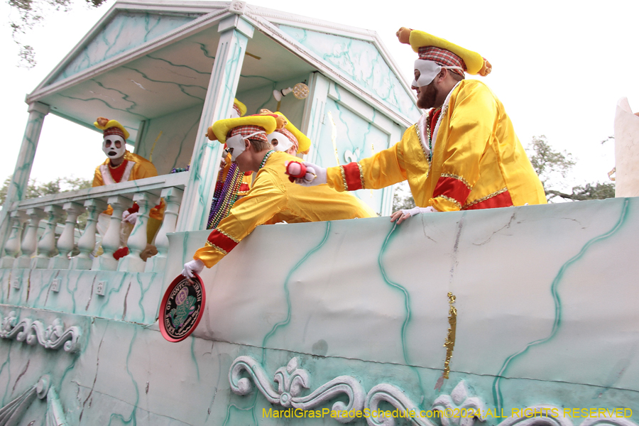 2024-Krewe-of-Pontchartrain-10878