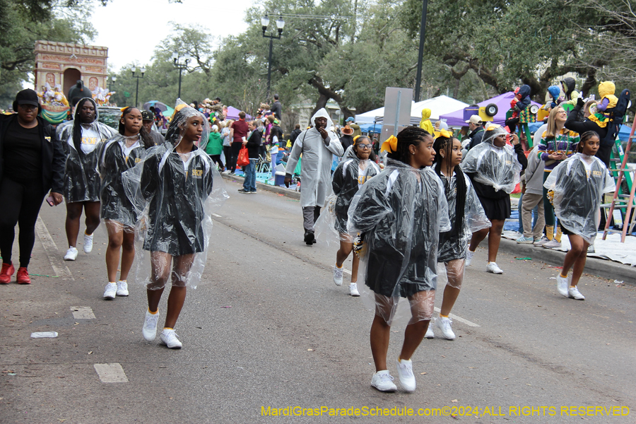 2024-Krewe-of-Pontchartrain-10895