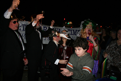 2008-Mardi_Gras-Phunny-Phorty-Phellows-Before-the-Streetcar-Ride-3406