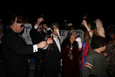 2008-Mardi_Gras-Phunny-Phorty-Phellows-Before-the-Streetcar-Ride-3408