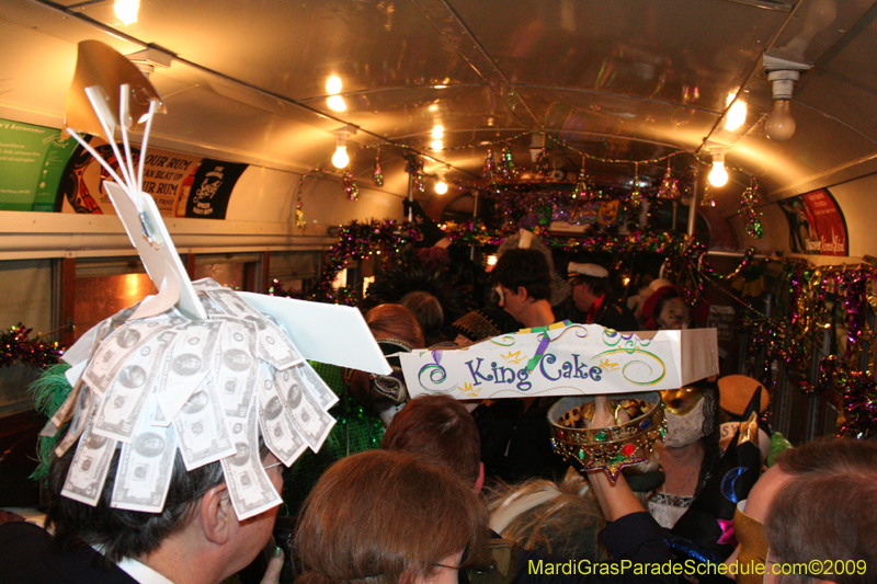 2009-Phunny-Phorty-Phellows-Twelfth-Night-Streetcar-Ride-New-Orleans-Mardi-Gras-0143