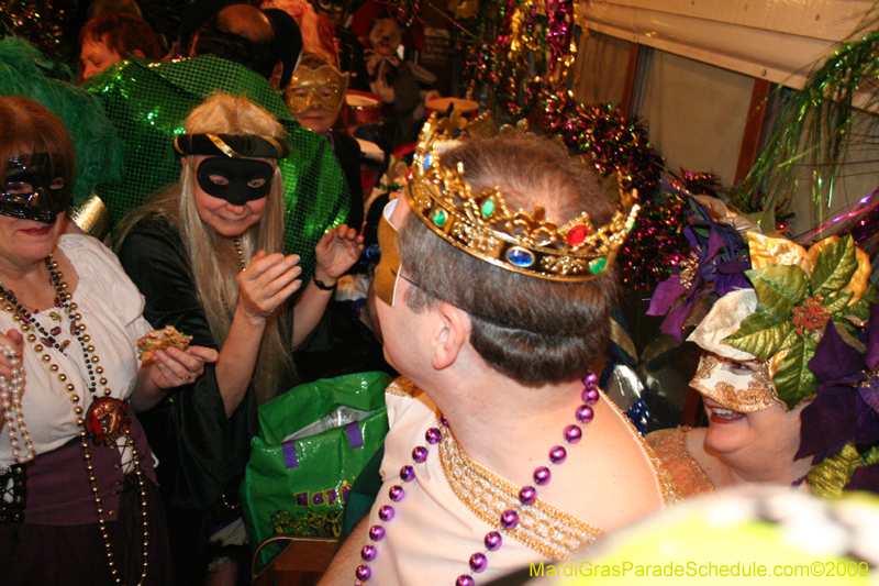 2009-Phunny-Phorty-Phellows-Twelfth-Night-Streetcar-Ride-New-Orleans-Mardi-Gras-0158