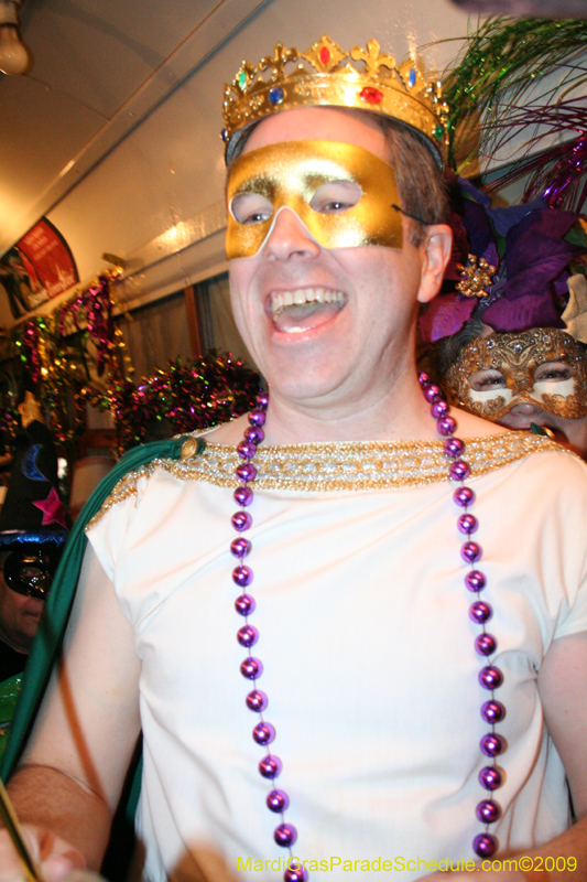 2009-Phunny-Phorty-Phellows-Twelfth-Night-Streetcar-Ride-New-Orleans-Mardi-Gras-0162