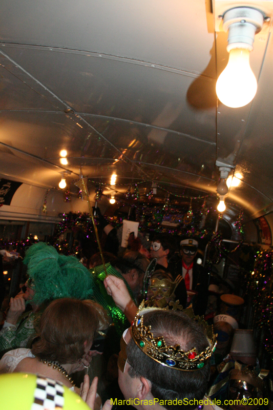 2009-Phunny-Phorty-Phellows-Twelfth-Night-Streetcar-Ride-New-Orleans-Mardi-Gras-0170