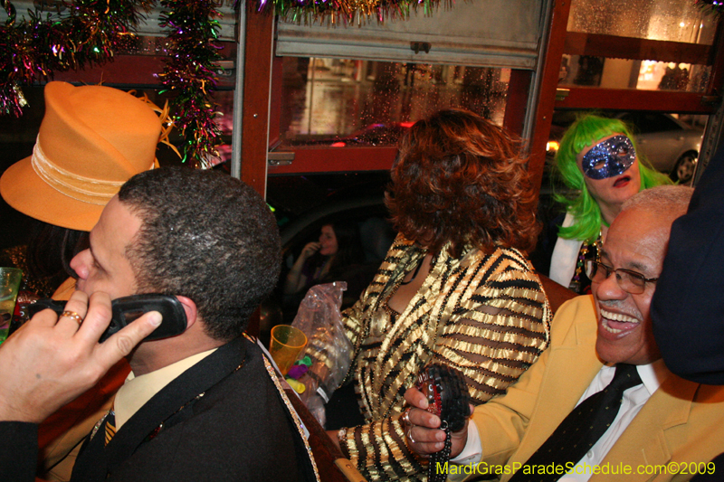 2009-Phunny-Phorty-Phellows-Twelfth-Night-Streetcar-Ride-New-Orleans-Mardi-Gras-0180