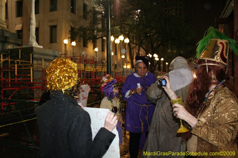 2009-Phunny-Phorty-Phellows-Twelfth-Night-Streetcar-Ride-New-Orleans-Mardi-Gras-0186