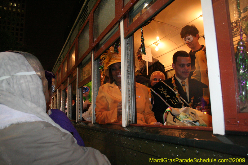 2009-Phunny-Phorty-Phellows-Twelfth-Night-Streetcar-Ride-New-Orleans-Mardi-Gras-0205