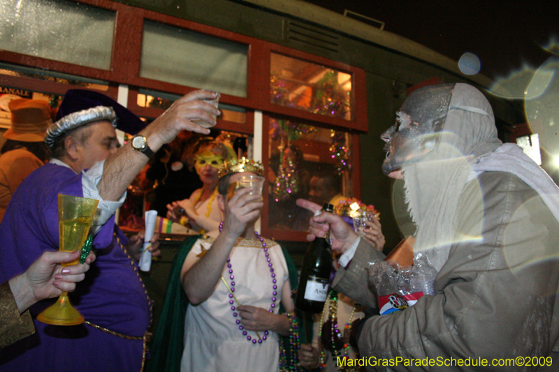 2009-Phunny-Phorty-Phellows-Twelfth-Night-Streetcar-Ride-New-Orleans-Mardi-Gras-0214