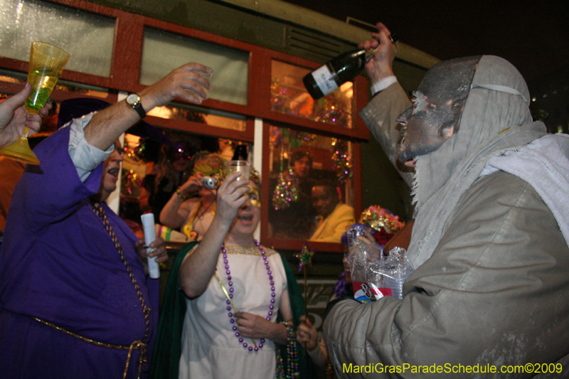 2009-Phunny-Phorty-Phellows-Twelfth-Night-Streetcar-Ride-New-Orleans-Mardi-Gras-0216